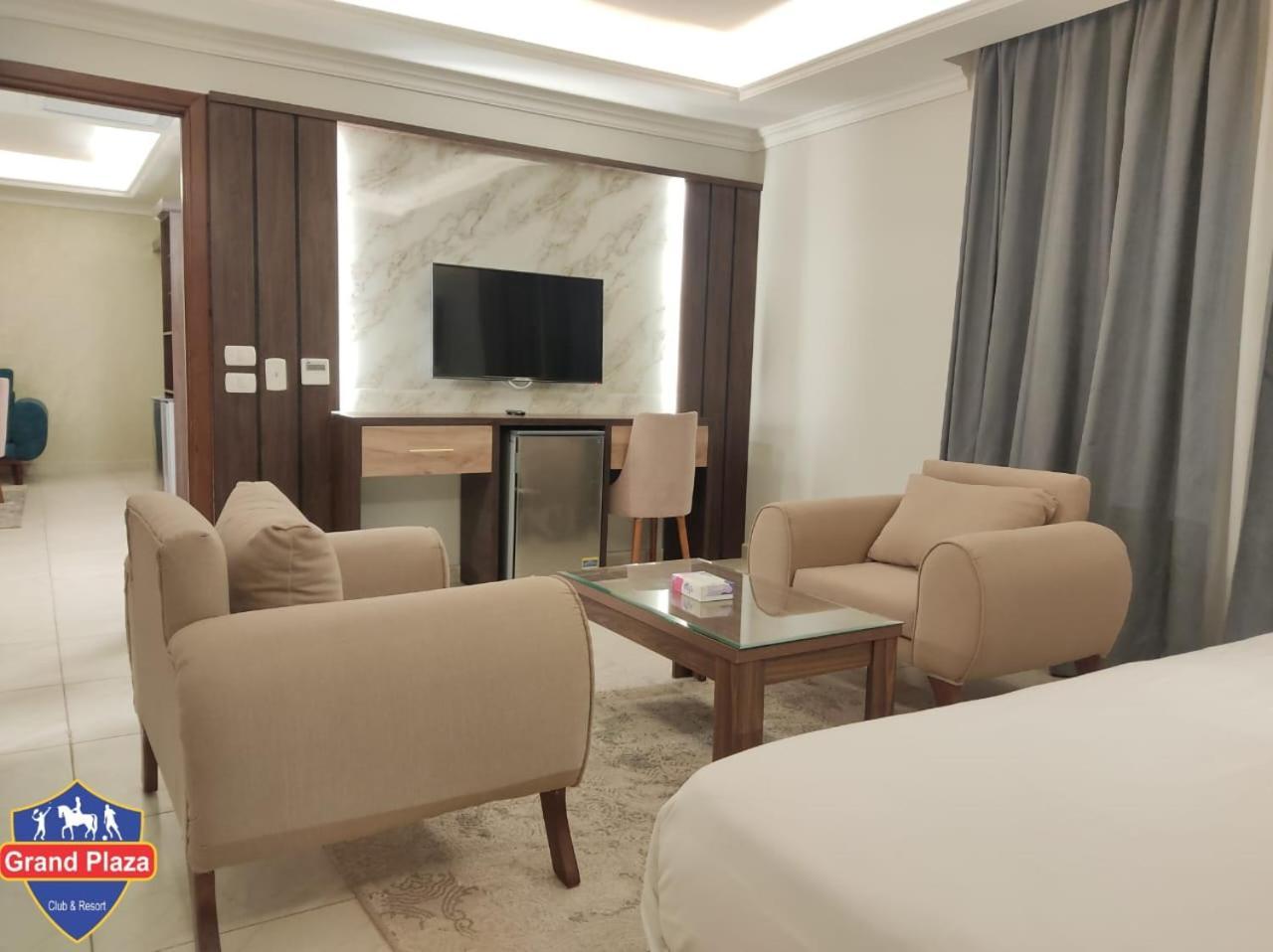 ホテル Grand Plaza Sheikh Zayed Kafr Abū 'umaydah エクステリア 写真
