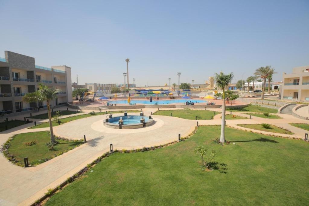 ホテル Grand Plaza Sheikh Zayed Kafr Abū 'umaydah エクステリア 写真