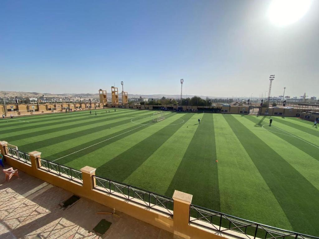 ホテル Grand Plaza Sheikh Zayed Kafr Abū 'umaydah エクステリア 写真