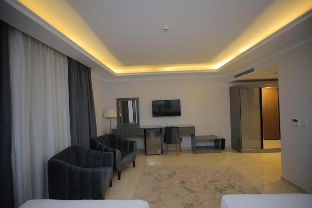 ホテル Grand Plaza Sheikh Zayed Kafr Abū 'umaydah エクステリア 写真