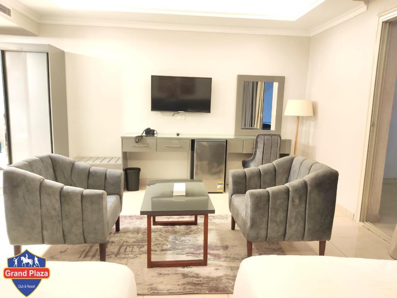 ホテル Grand Plaza Sheikh Zayed Kafr Abū 'umaydah エクステリア 写真
